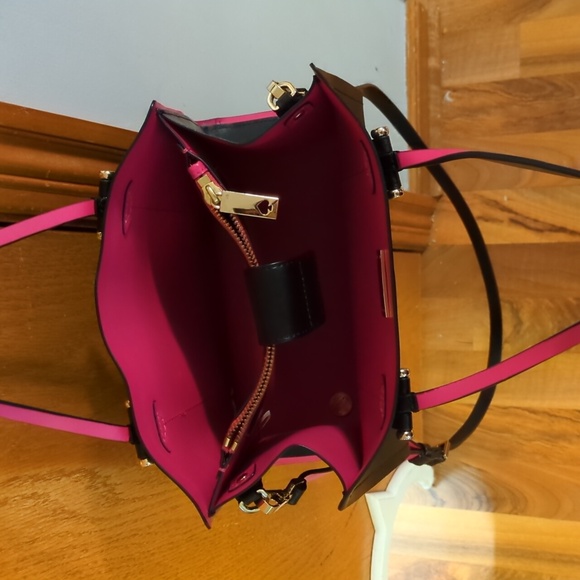 Kate Spade Black Tote with Pink Accents - Picture 2 of 2
